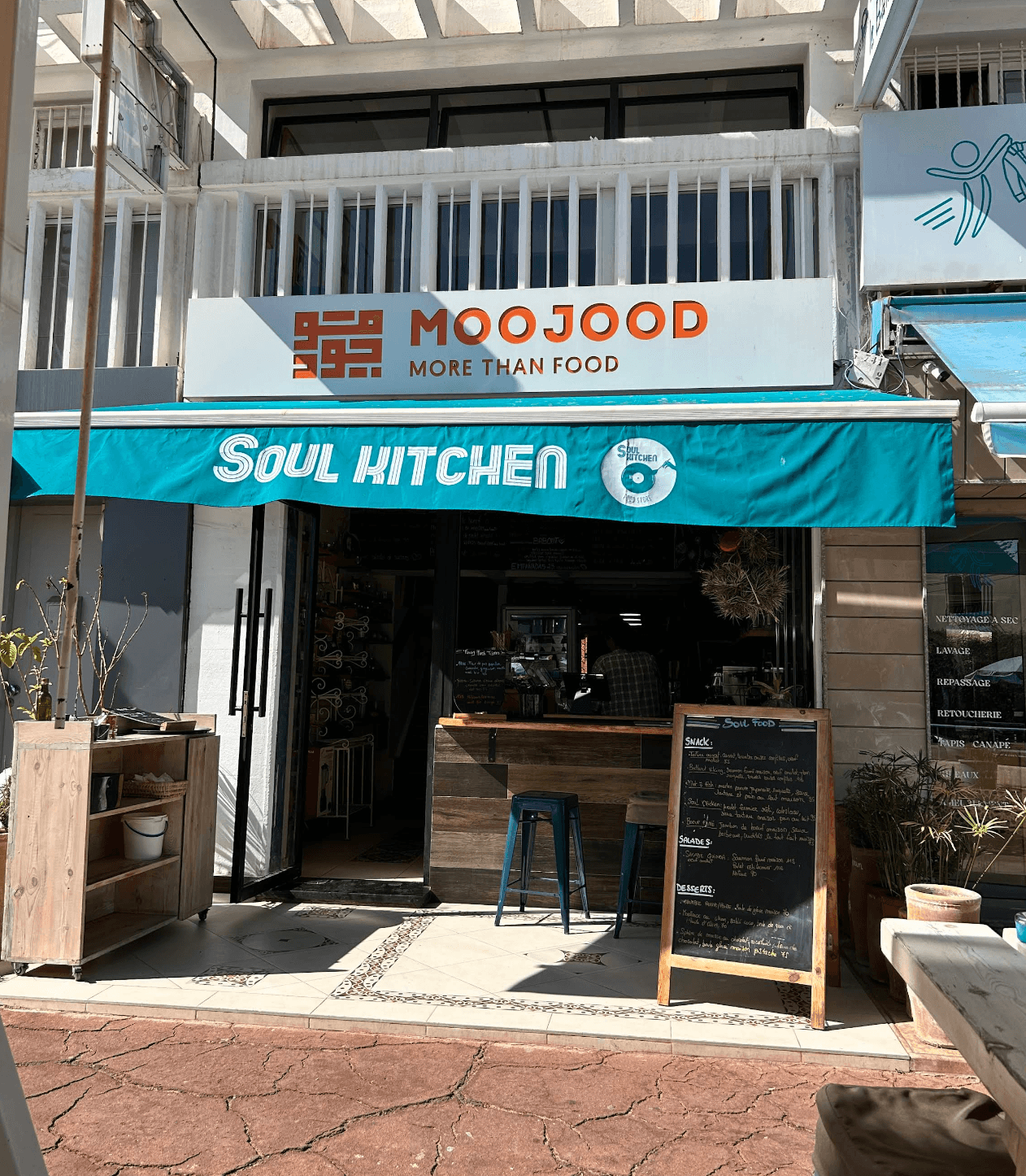 Moojood Quartier C.I.L. — Casablanca